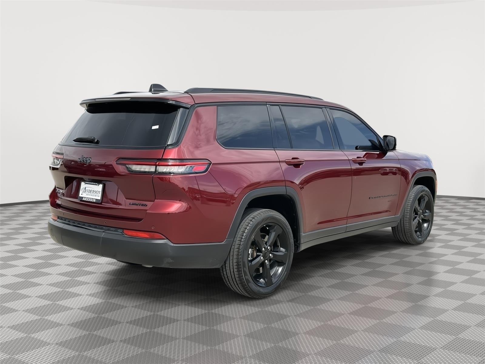 Used 2024 Jeep Grand Cherokee L for sale in Lincoln NE