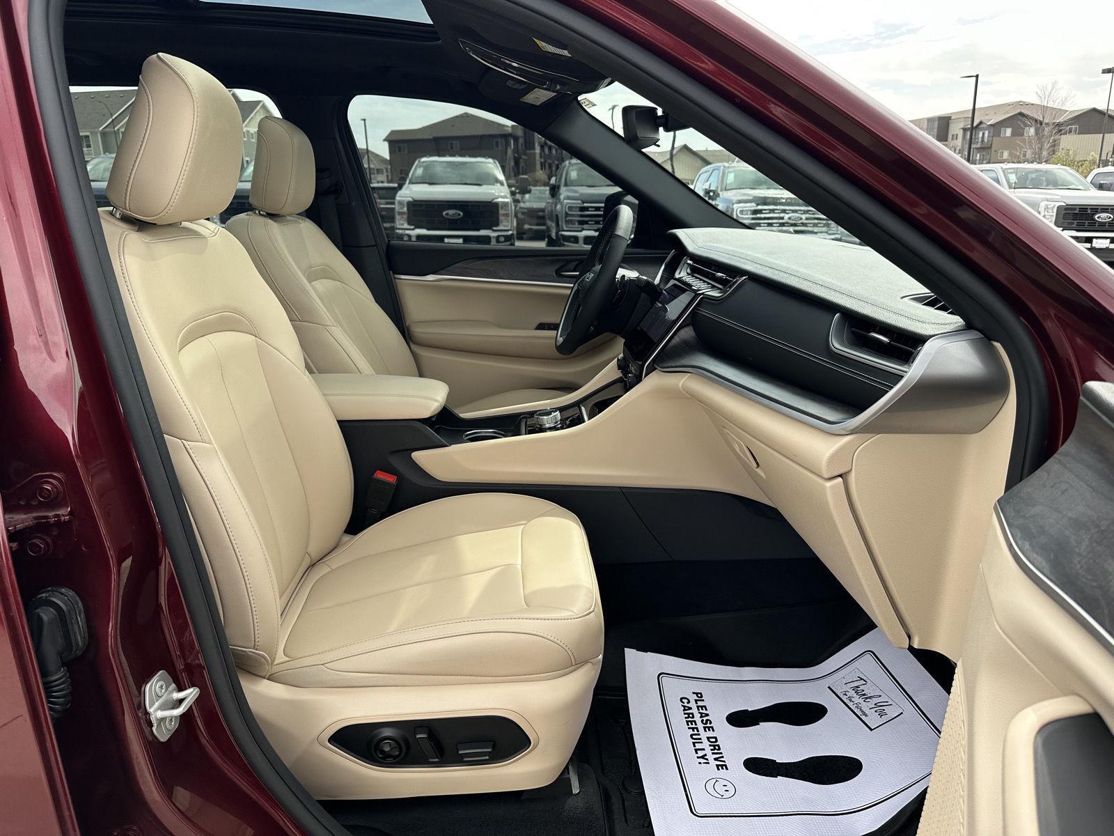 Used 2024 Jeep Grand Cherokee L for sale in Lincoln NE