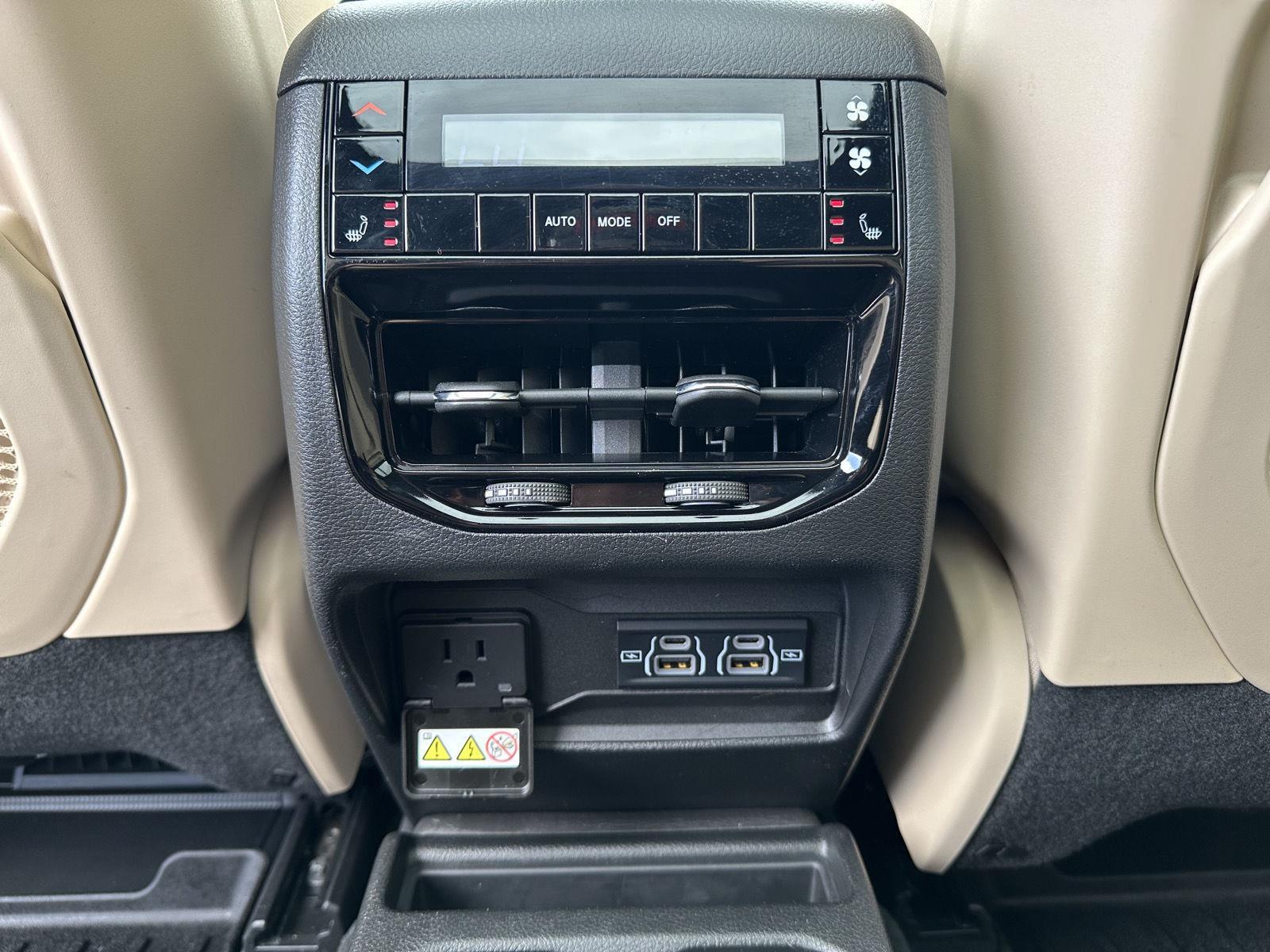 Used 2024 Jeep Grand Cherokee L for sale in Lincoln NE