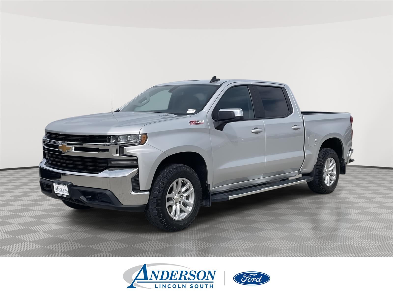 Silver Ice Metallic 2020 Chevrolet Silverado 1500 LT Crew Cab 4WD Pickup Truck Four-Wheel Drive Automatic