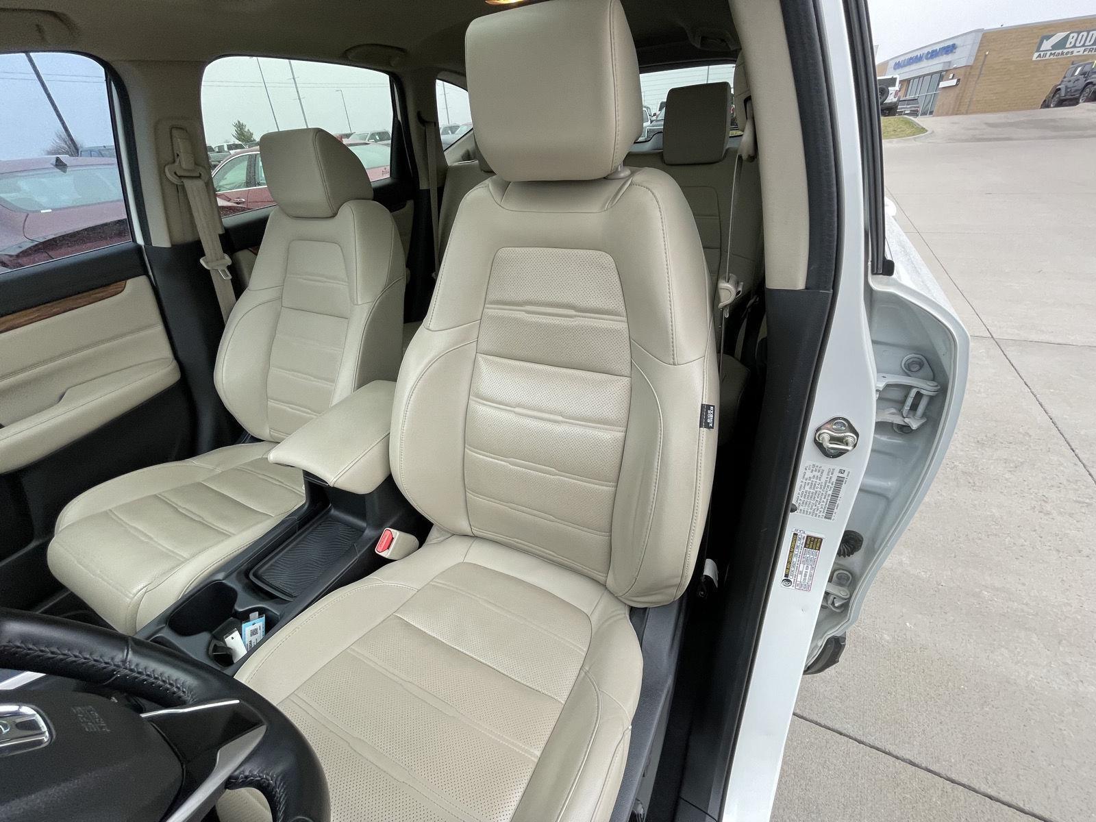 Used 2017 Honda CR-V for sale in Lincoln NE