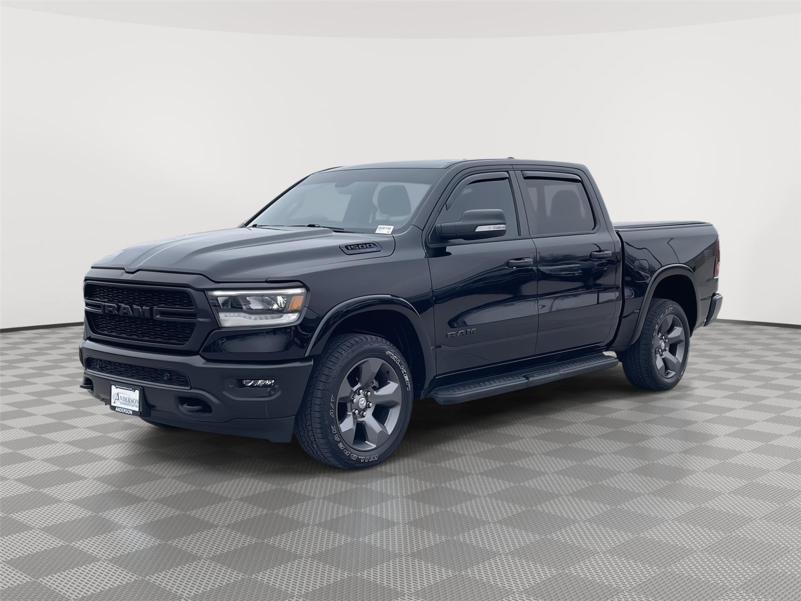 Diamond Black Crystal Pearlcoat 2022 RAM 1500 Big Horn Crew Cab 4WD Pickup Truck Four-Wheel Drive 8-Speed Automatic