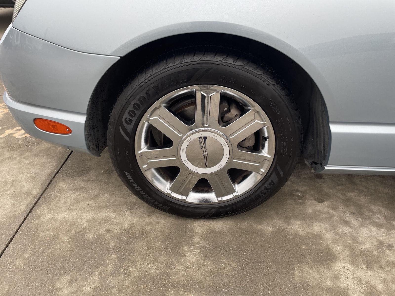 Used 2004 Ford Thunderbird for sale in Lincoln NE