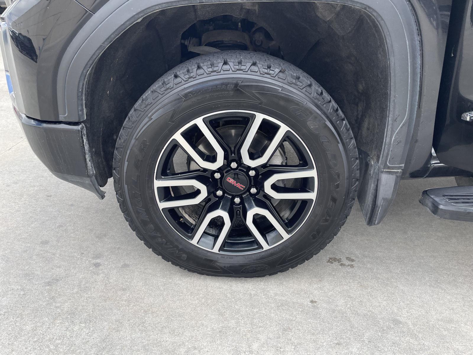 Pre-Owned 2020 GMC Sierra 1500 for sale in Lincoln NE