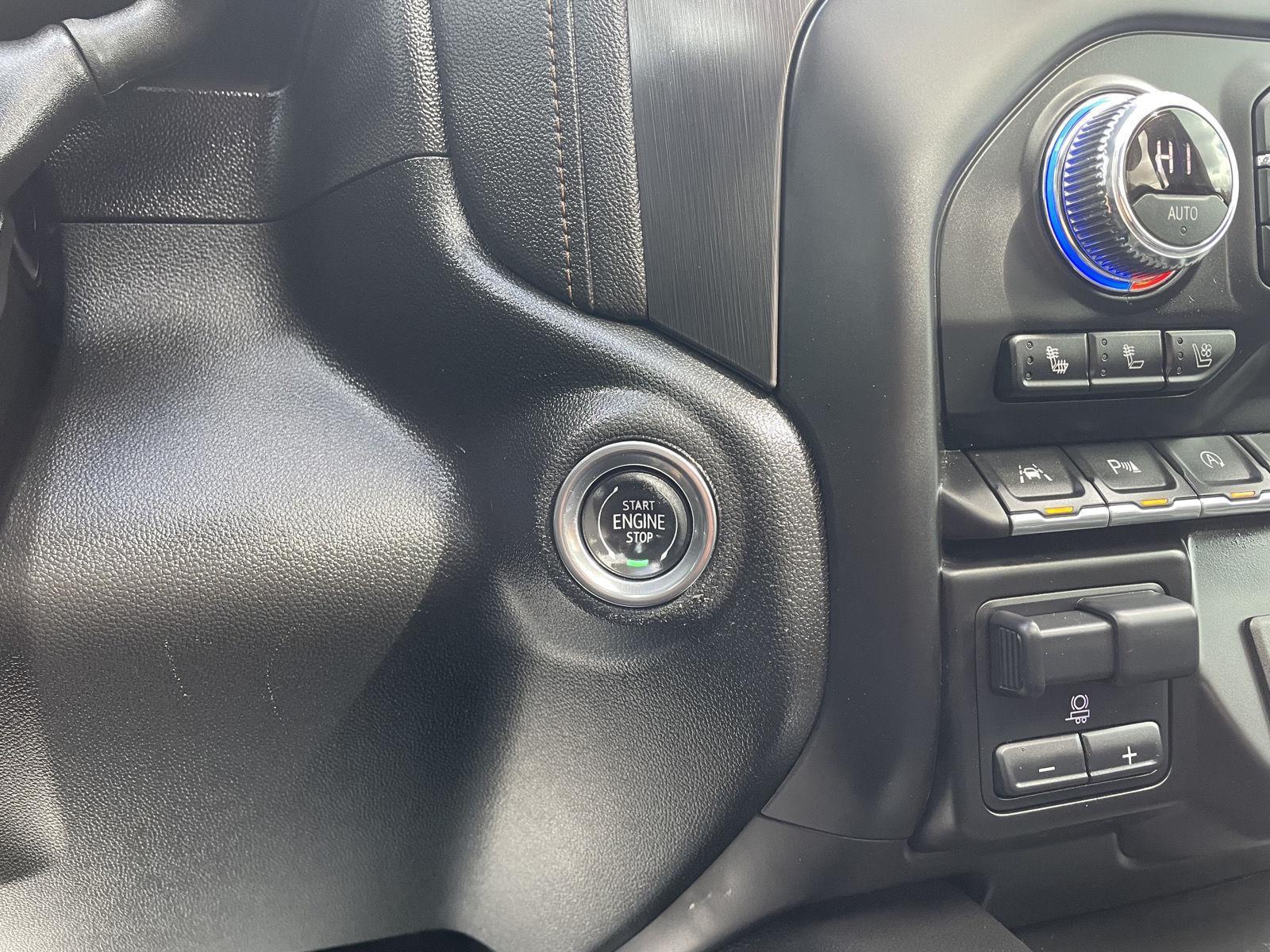 Pre-Owned 2020 GMC Sierra 1500 for sale in Lincoln NE