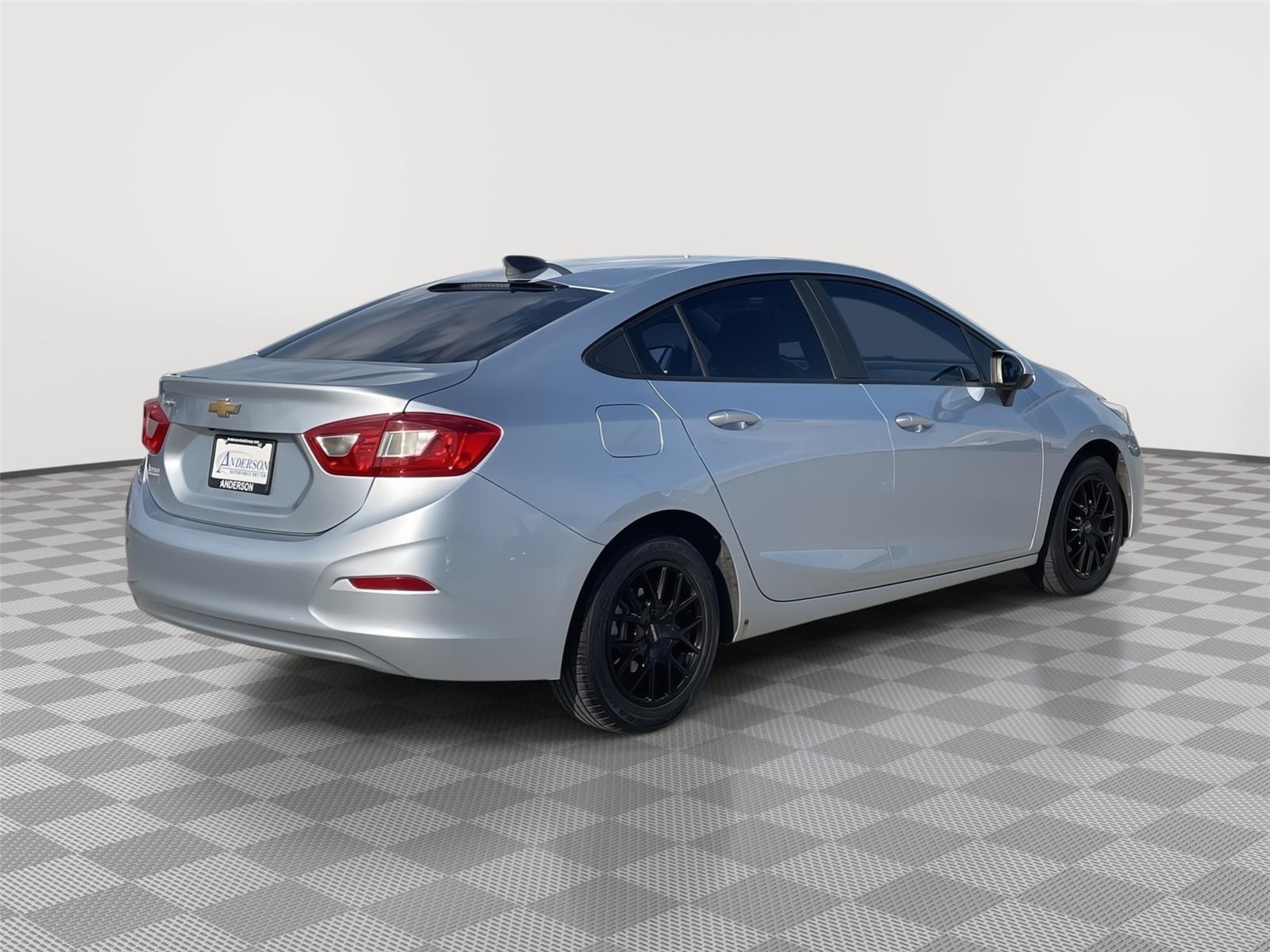 Used 2017 Chevrolet Cruze for sale in Lincoln NE