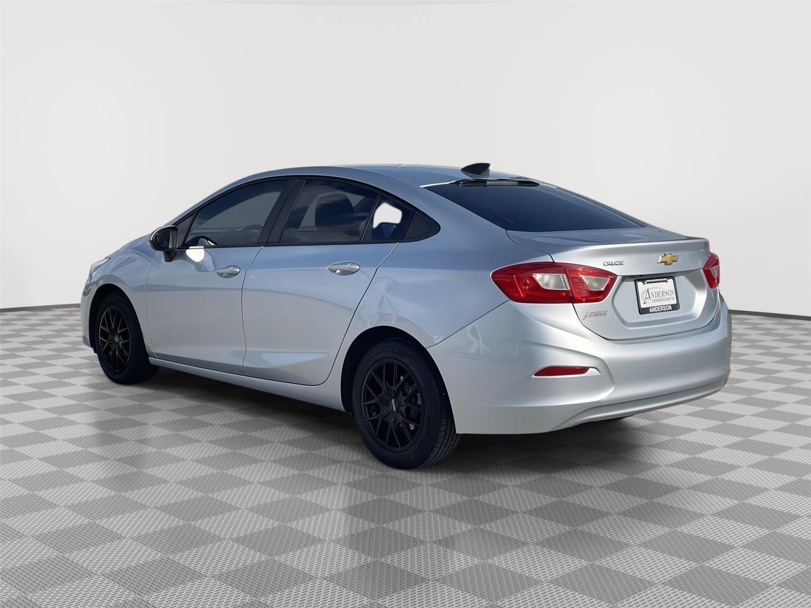 Used 2017 Chevrolet Cruze for sale in Lincoln NE