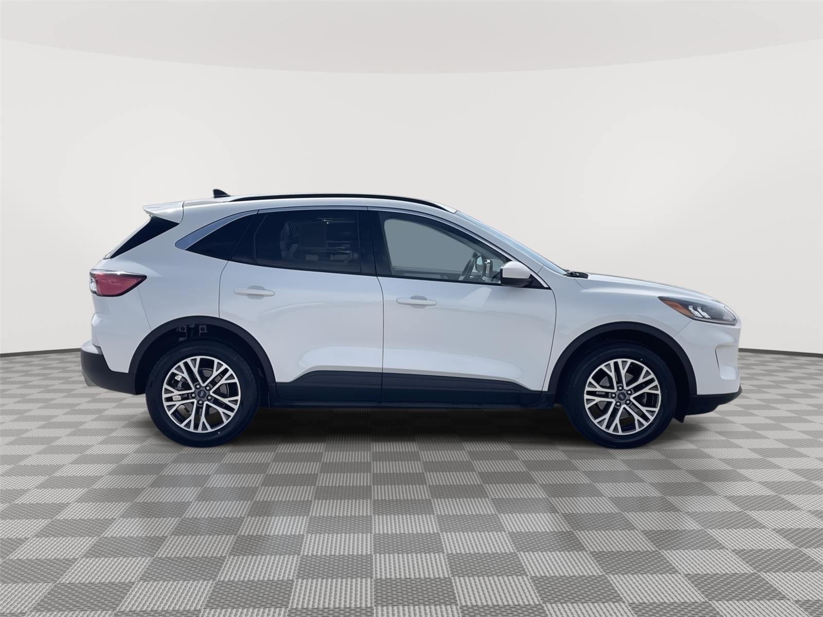 Used 2022 Ford Escape for sale in Lincoln NE