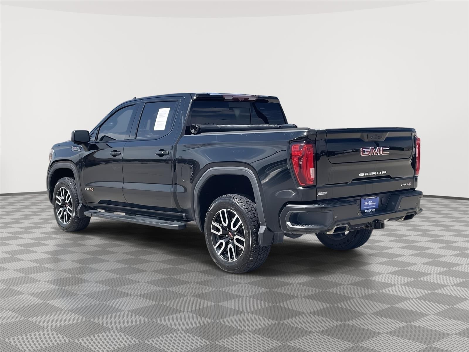 Used 2020 GMC Sierra 1500 for sale in Lincoln NE