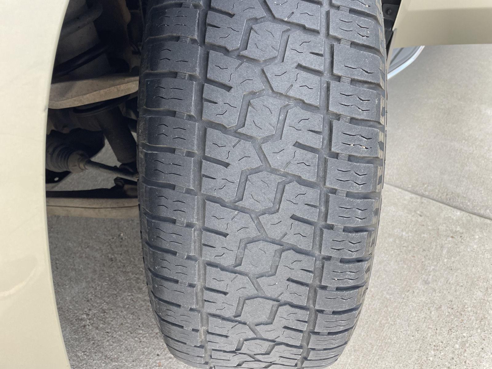 Vehicle photo 11