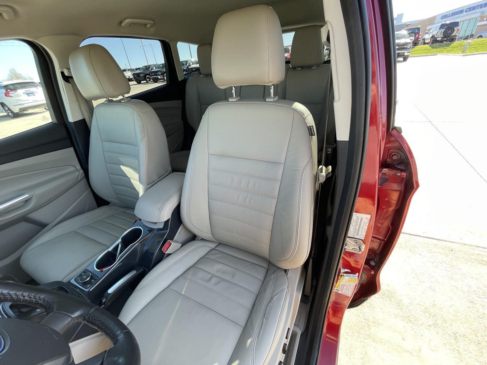 Used 2015 Ford Escape for sale in Lincoln NE