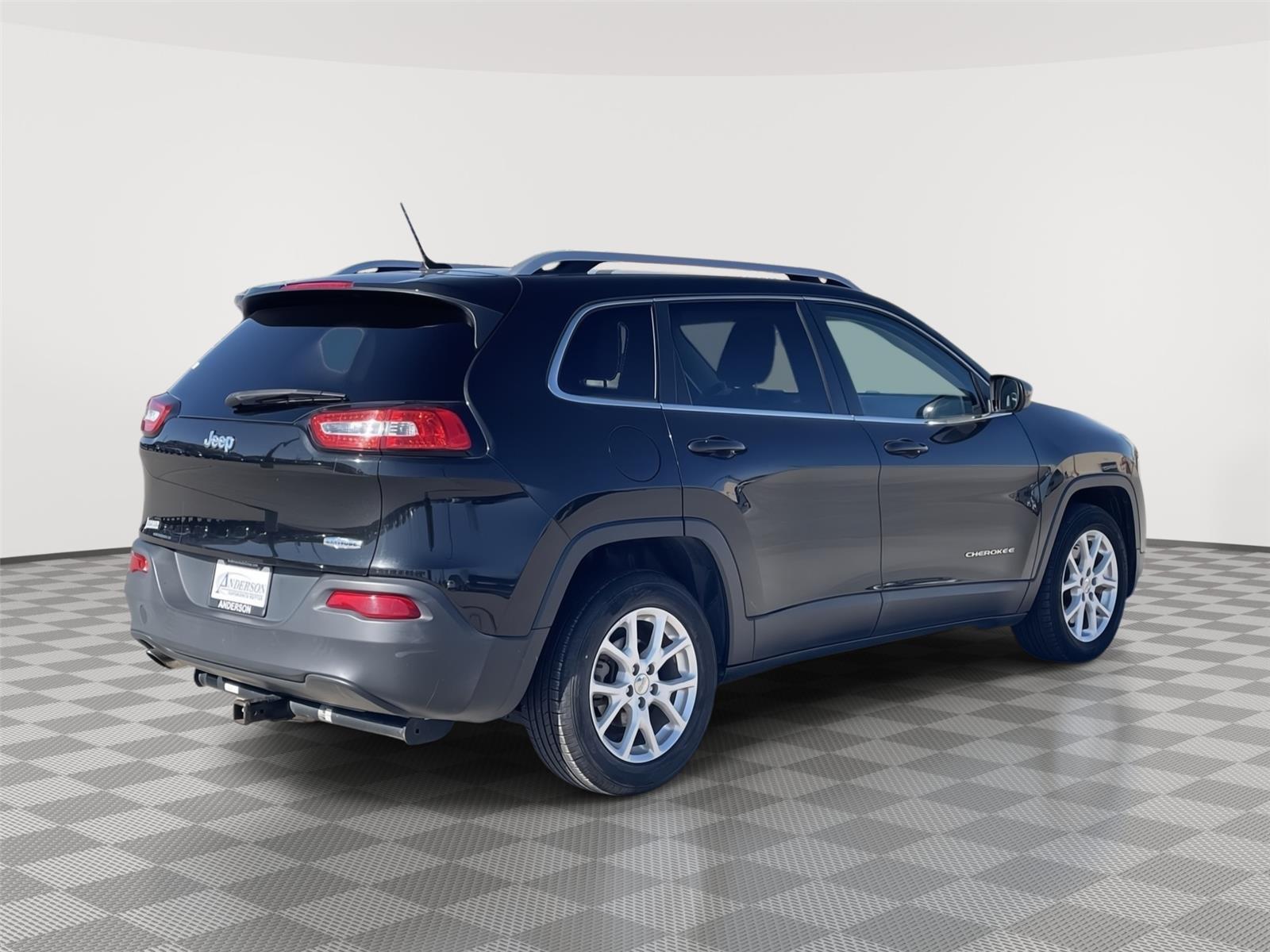 Used 2014 Jeep Cherokee for sale in Lincoln NE