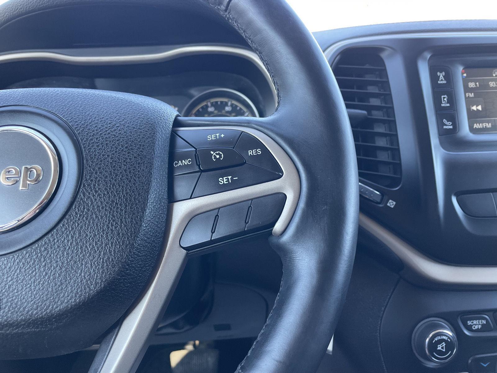 Used 2014 Jeep Cherokee for sale in Lincoln NE