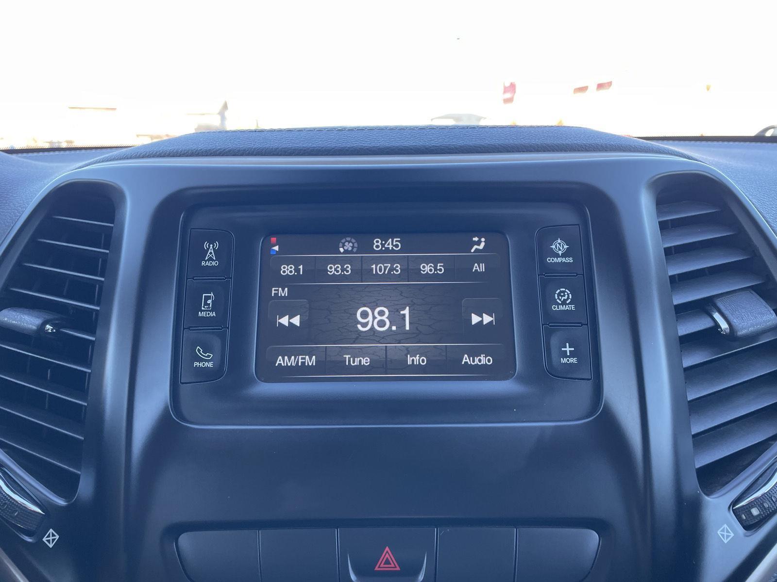 Used 2014 Jeep Cherokee for sale in Lincoln NE