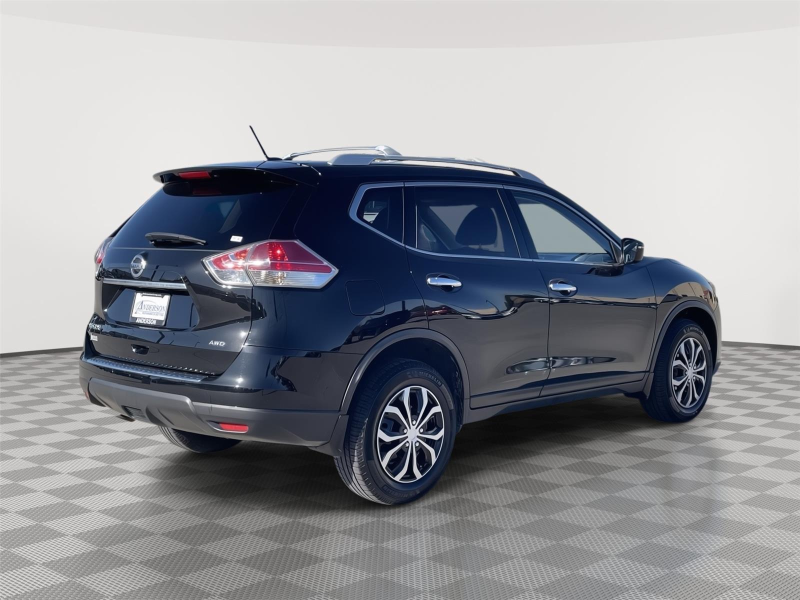 Used 2016 Nissan Rogue for sale in Lincoln NE
