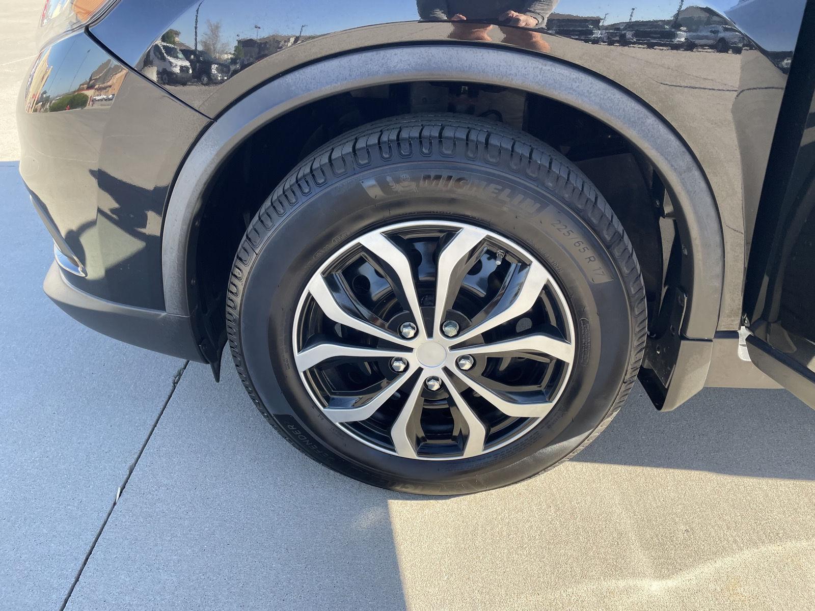 Used 2016 Nissan Rogue for sale in Lincoln NE