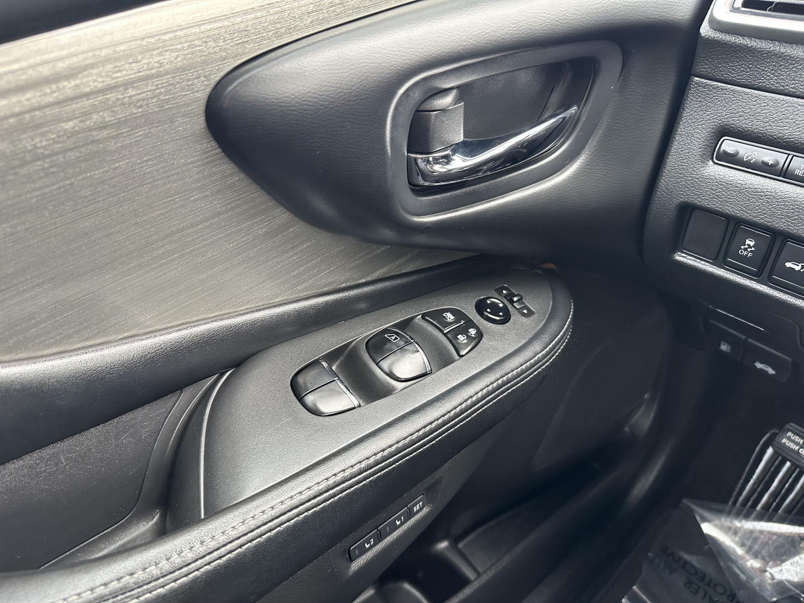 Used 2017 Nissan Murano for sale in Lincoln NE