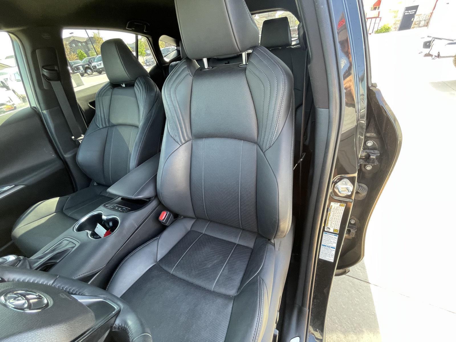 Used 2021 Toyota Venza for sale in Lincoln NE