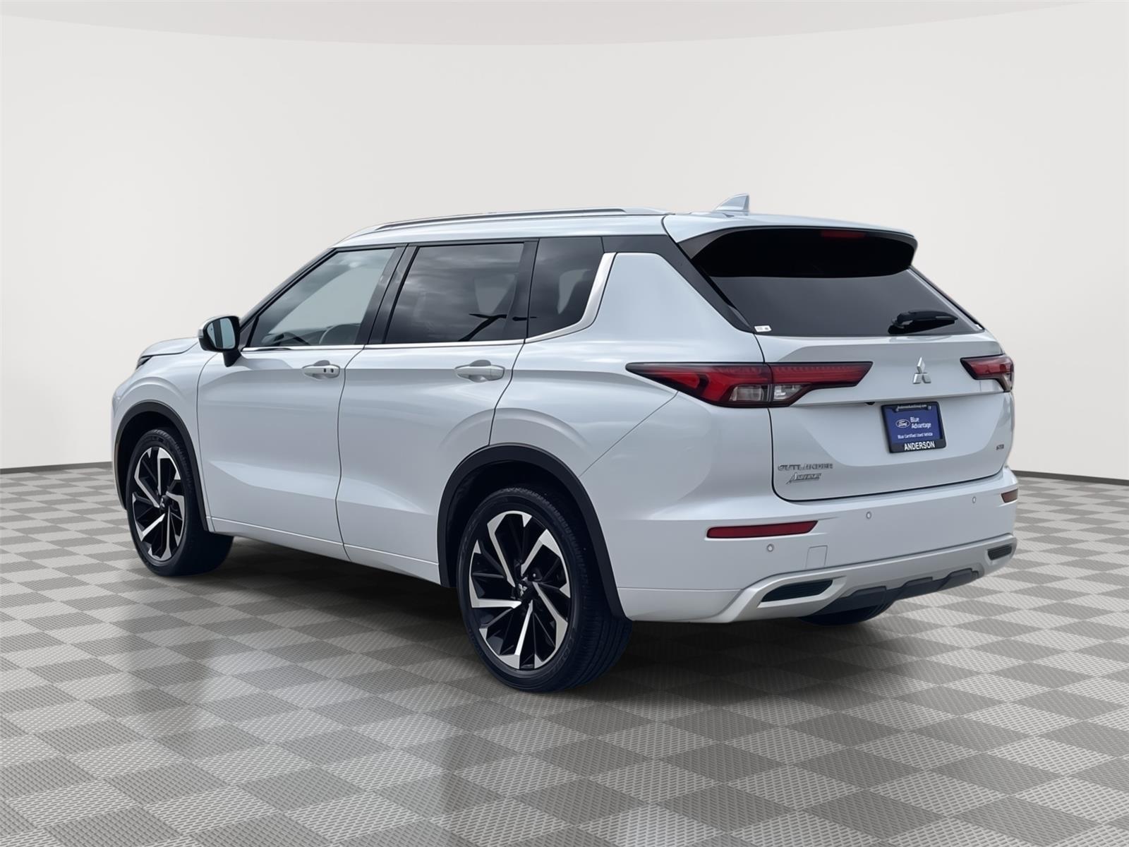 Used 2022 Mitsubishi Outlander for sale in Lincoln NE