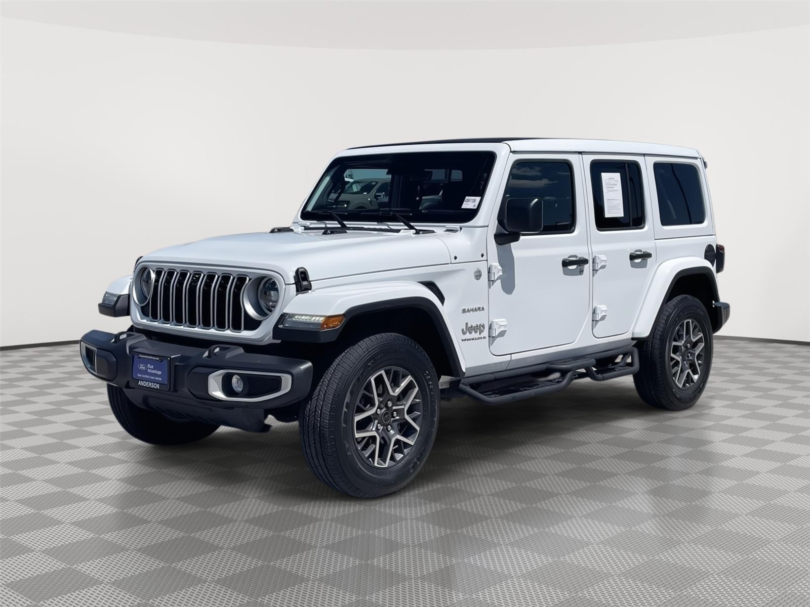 Bright White Clearcoat 2024 Jeep Wrangler Sahara 4-Door 4WD SUV / Crossover Four-Wheel Drive 8-Speed Automatic