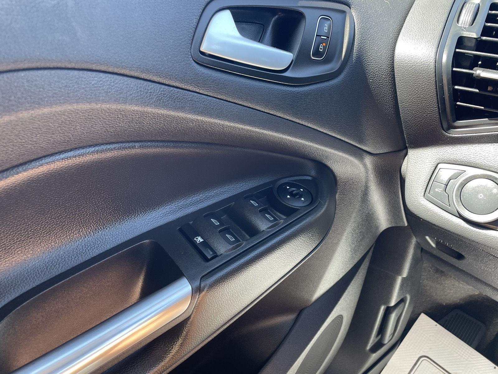 Used 2018 Ford Escape for sale in Lincoln NE