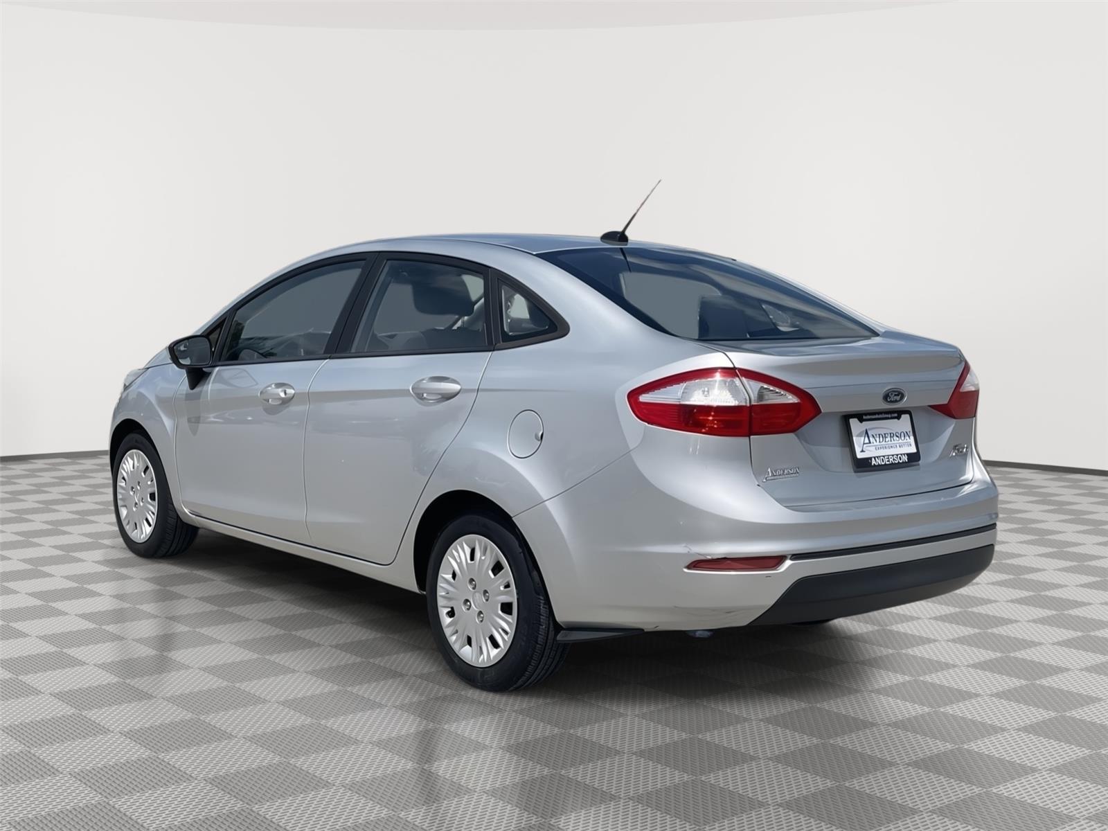 Used 2015 Ford Fiesta for sale in Lincoln NE