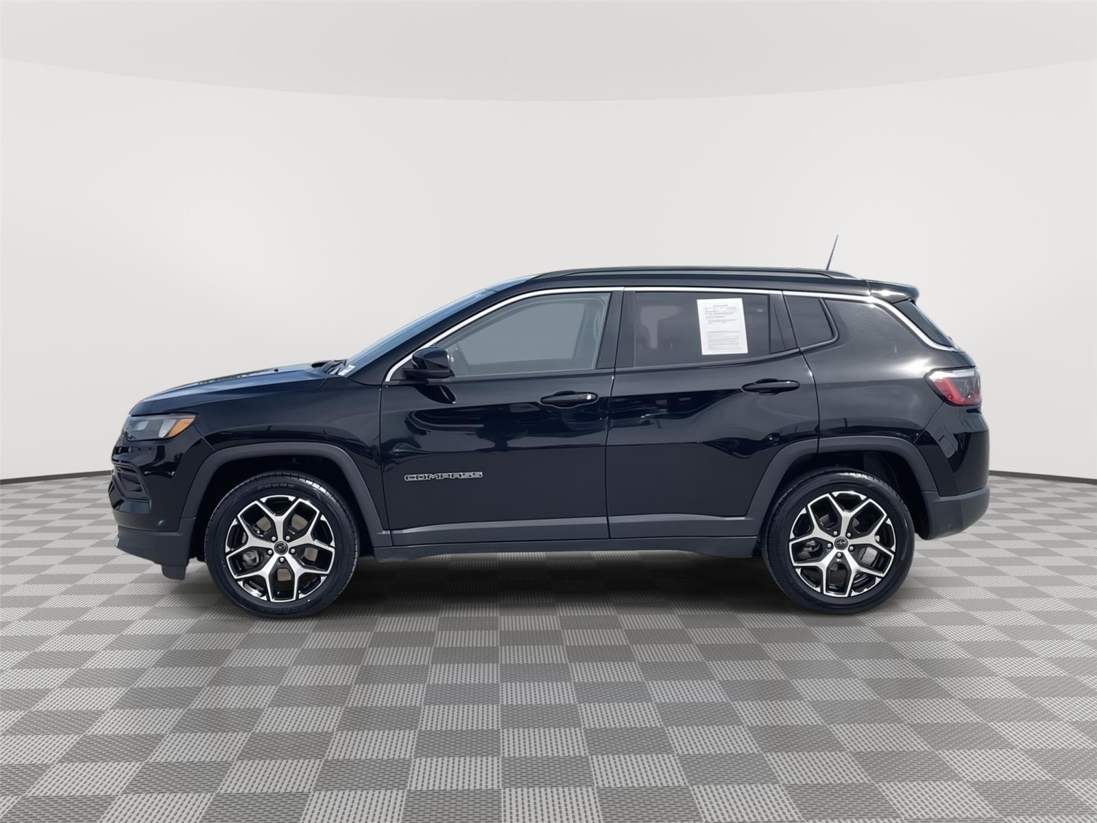 Used 2025 Jeep Compass for sale in Lincoln NE