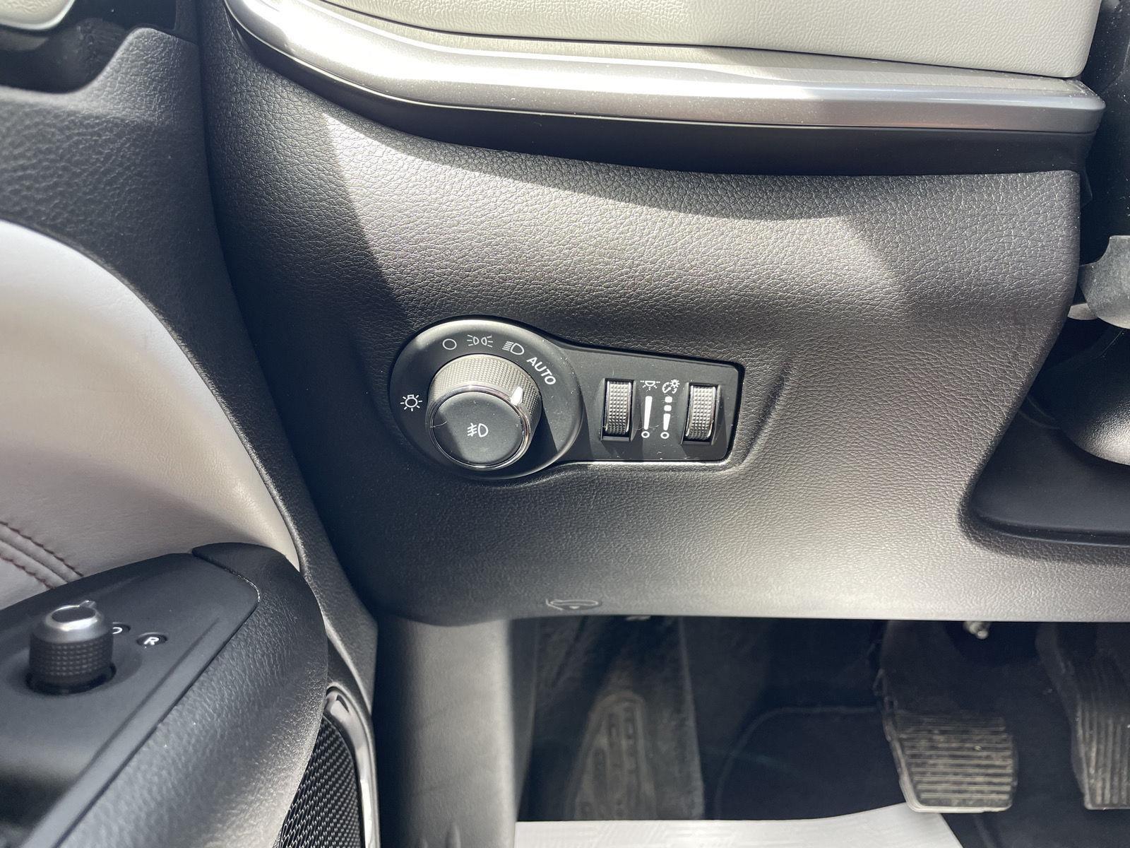 Used 2025 Jeep Compass for sale in Lincoln NE