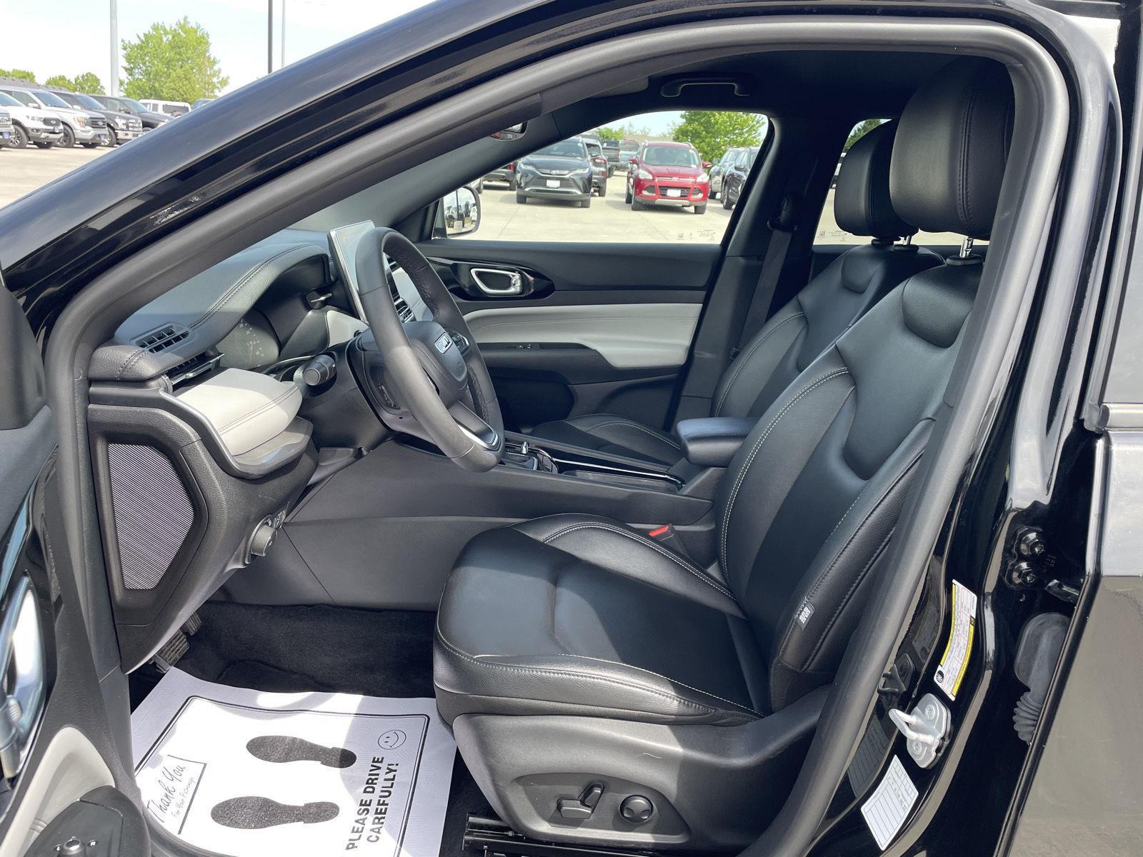 Used 2025 Jeep Compass for sale in Lincoln NE