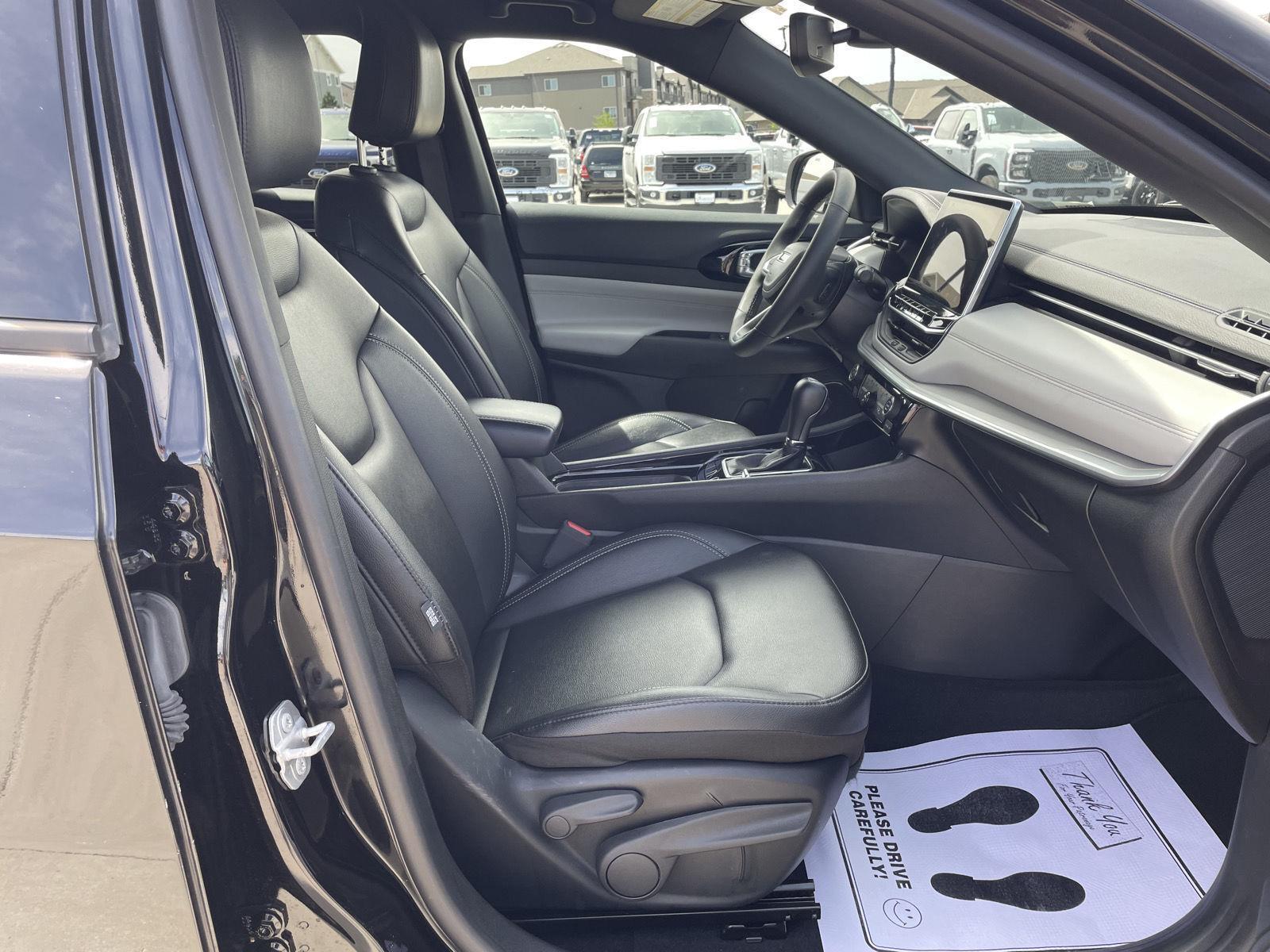 Used 2025 Jeep Compass for sale in Lincoln NE
