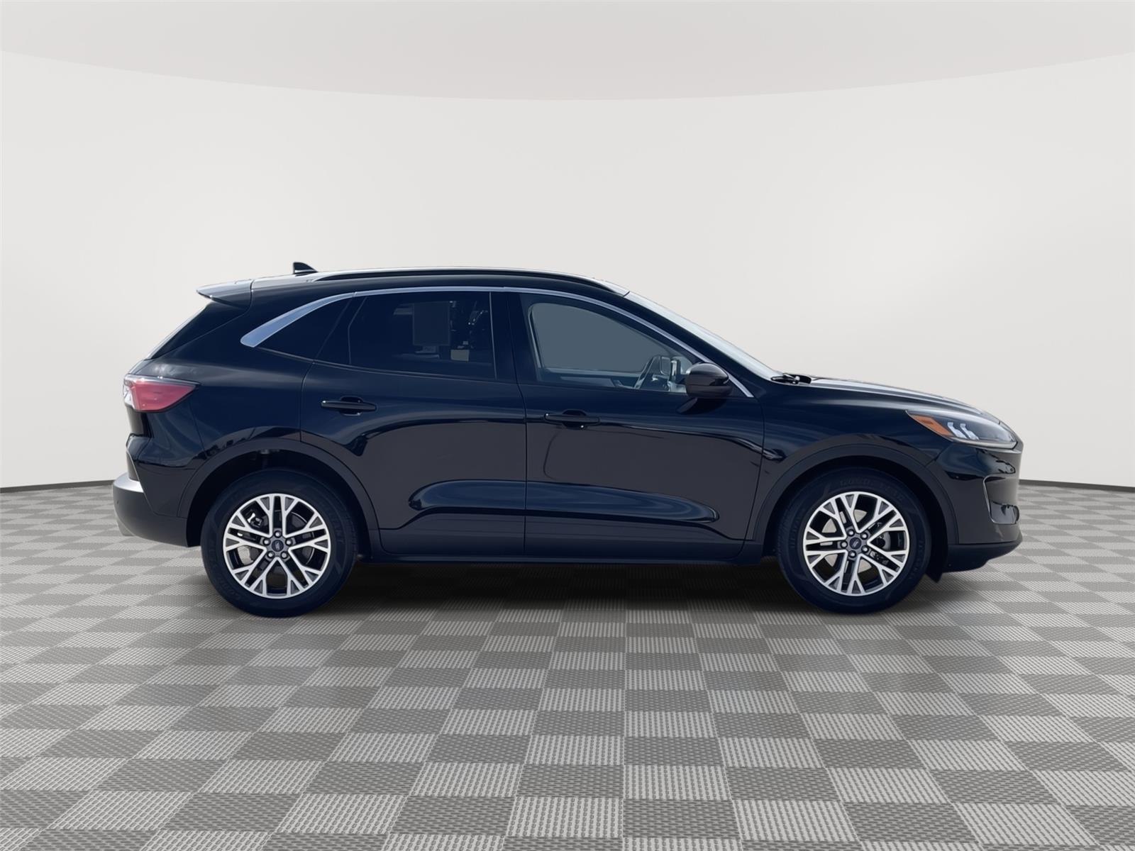 Used 2022 Ford Escape for sale in Lincoln NE