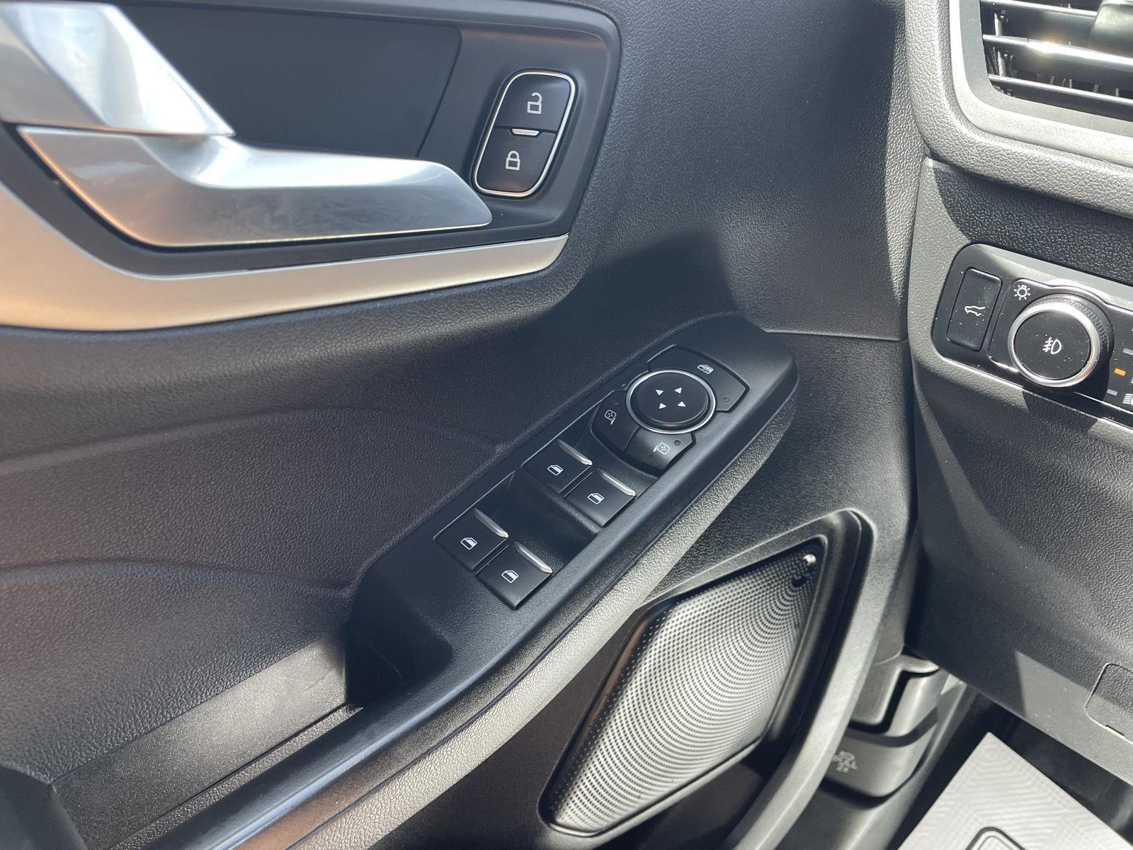 Used 2022 Ford Escape for sale in Lincoln NE