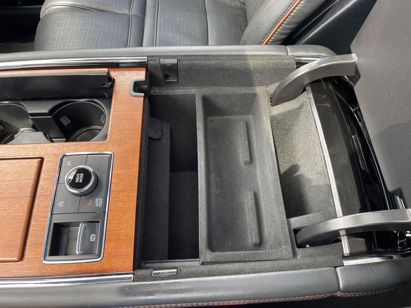 Used 2023 Lincoln Navigator for sale in Lincoln NE