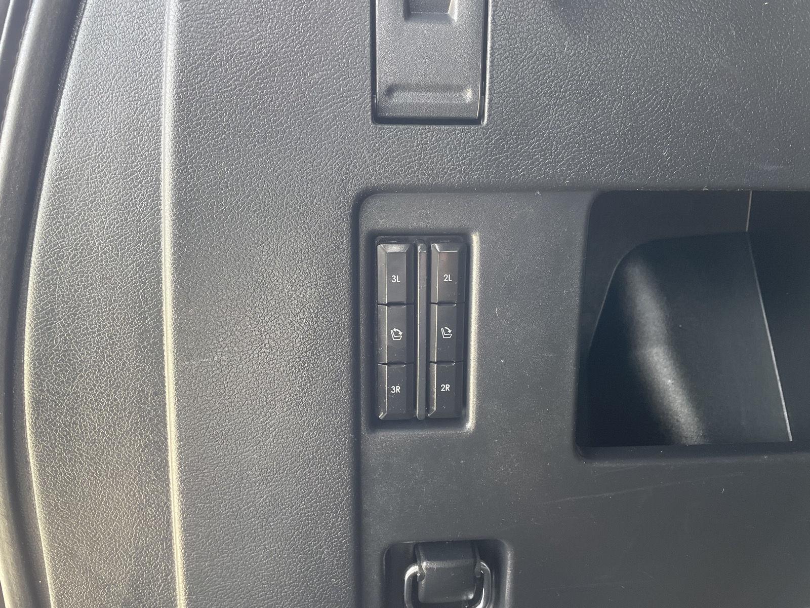 Used 2023 Lincoln Navigator for sale in Lincoln NE