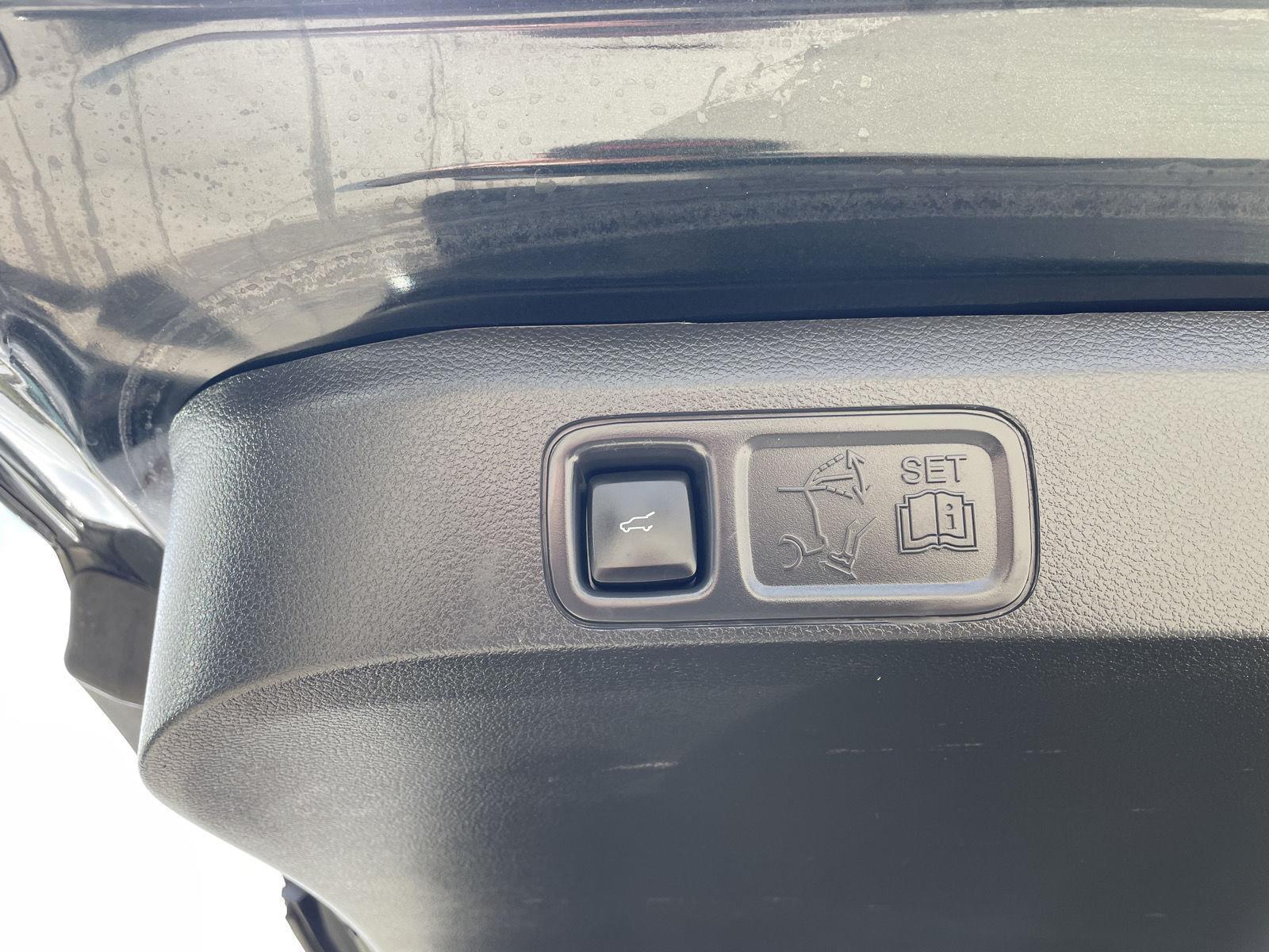 Used 2023 Lincoln Navigator for sale in Lincoln NE
