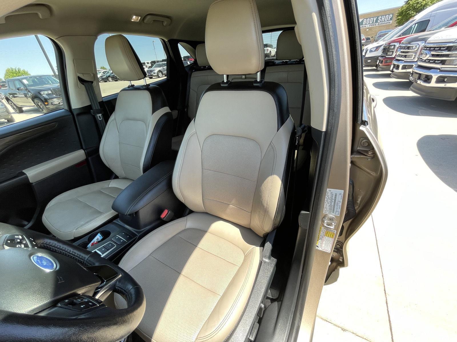 Used 2020 Ford Escape for sale in Lincoln NE