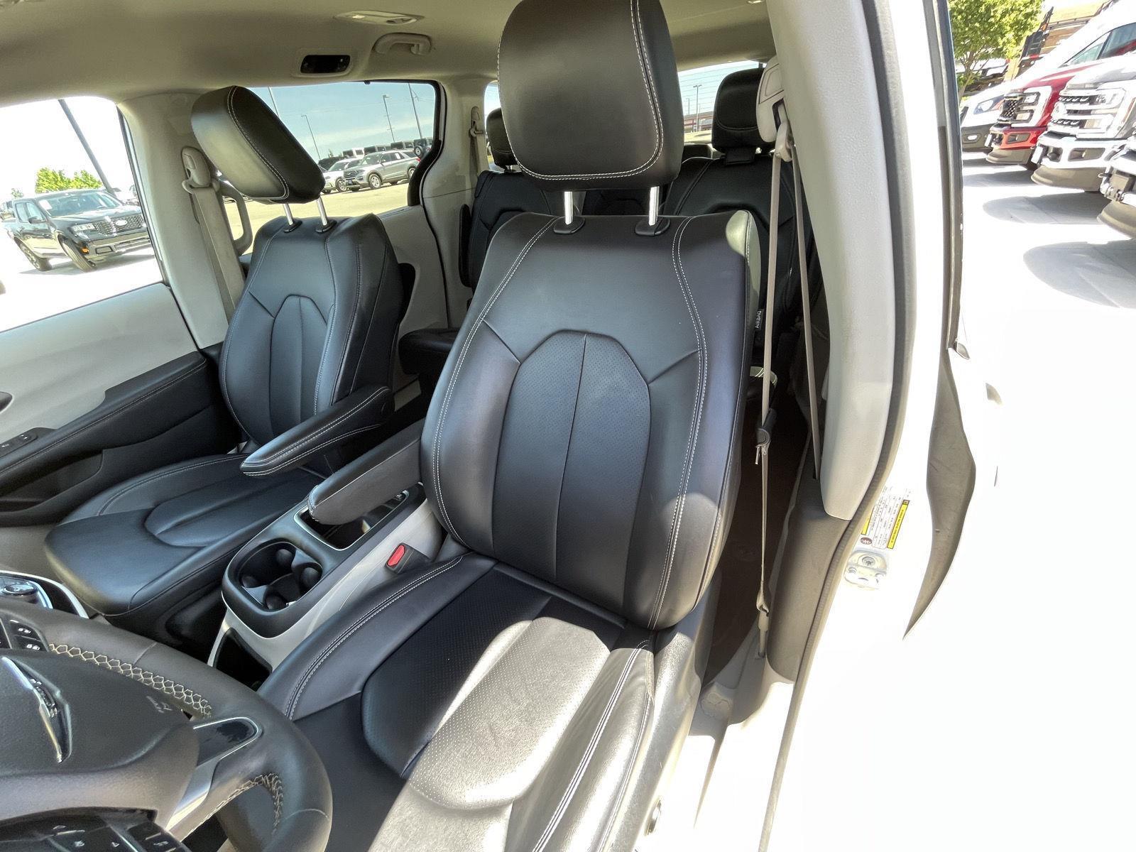 Used 2024 Chrysler Pacifica for sale in Lincoln NE
