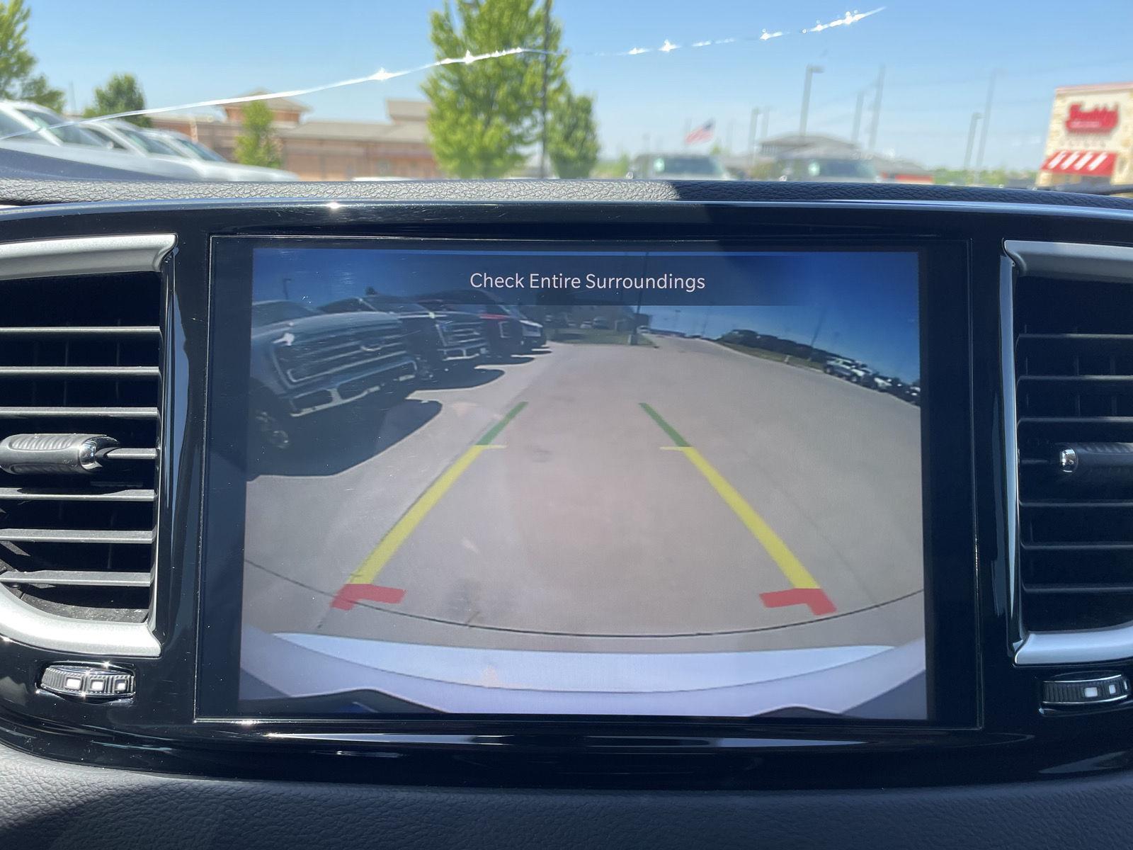 Used 2024 Chrysler Pacifica for sale in Lincoln NE