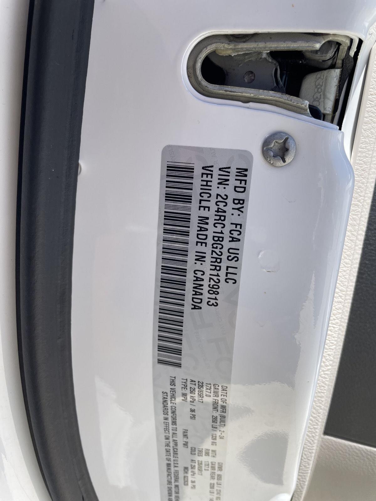 Used 2024 Chrysler Pacifica for sale in Lincoln NE