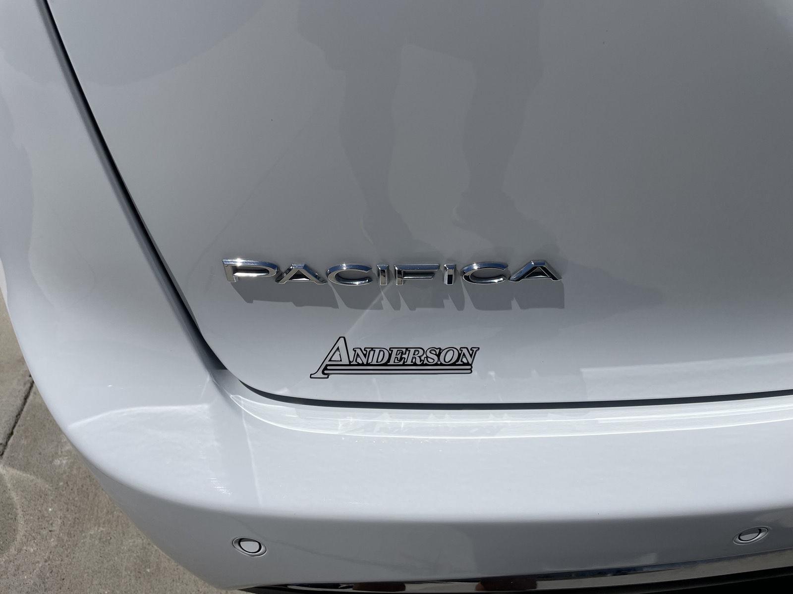 Used 2024 Chrysler Pacifica for sale in Lincoln NE