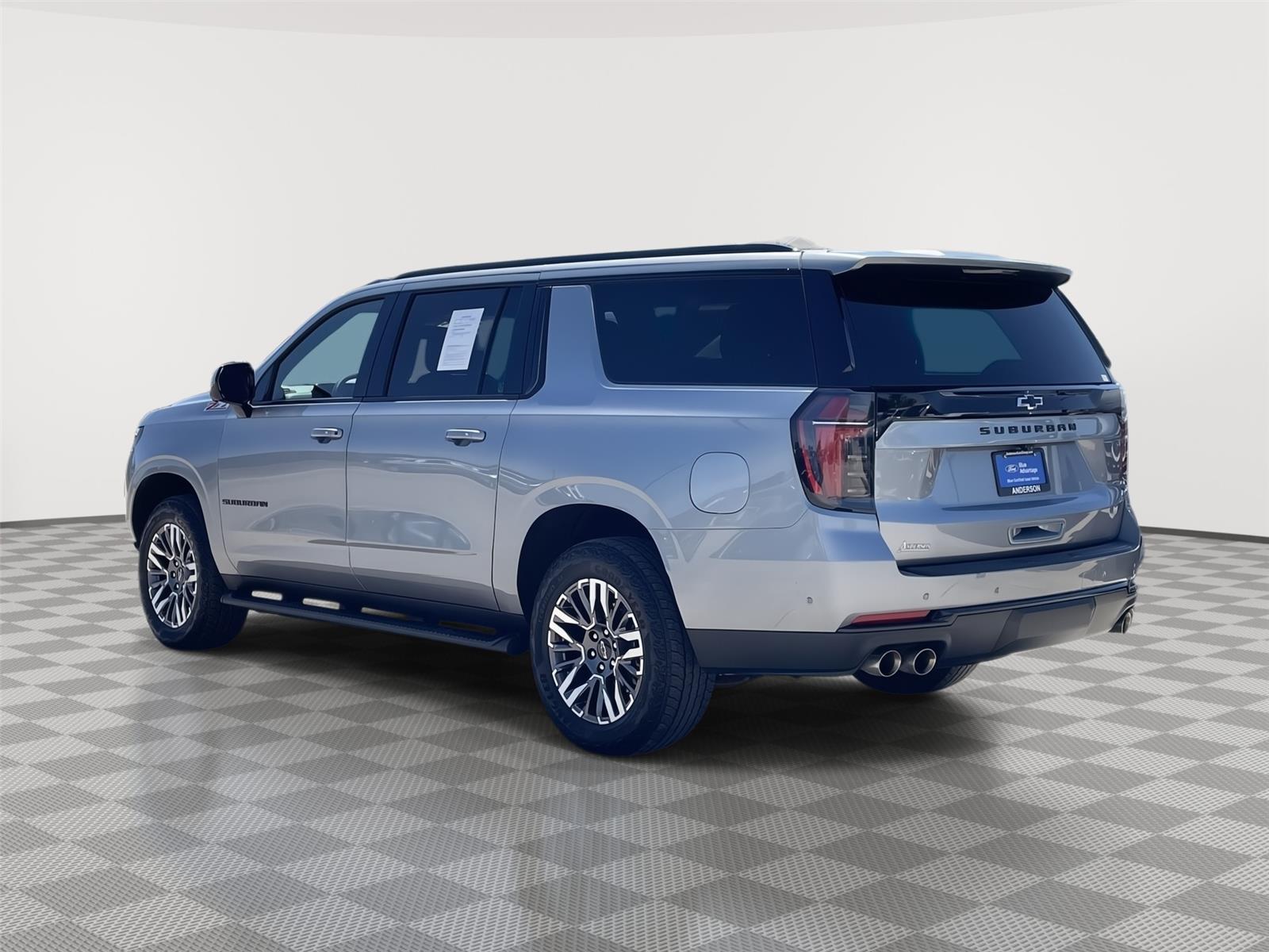 Used 2025 Chevrolet Suburban for sale in Lincoln NE