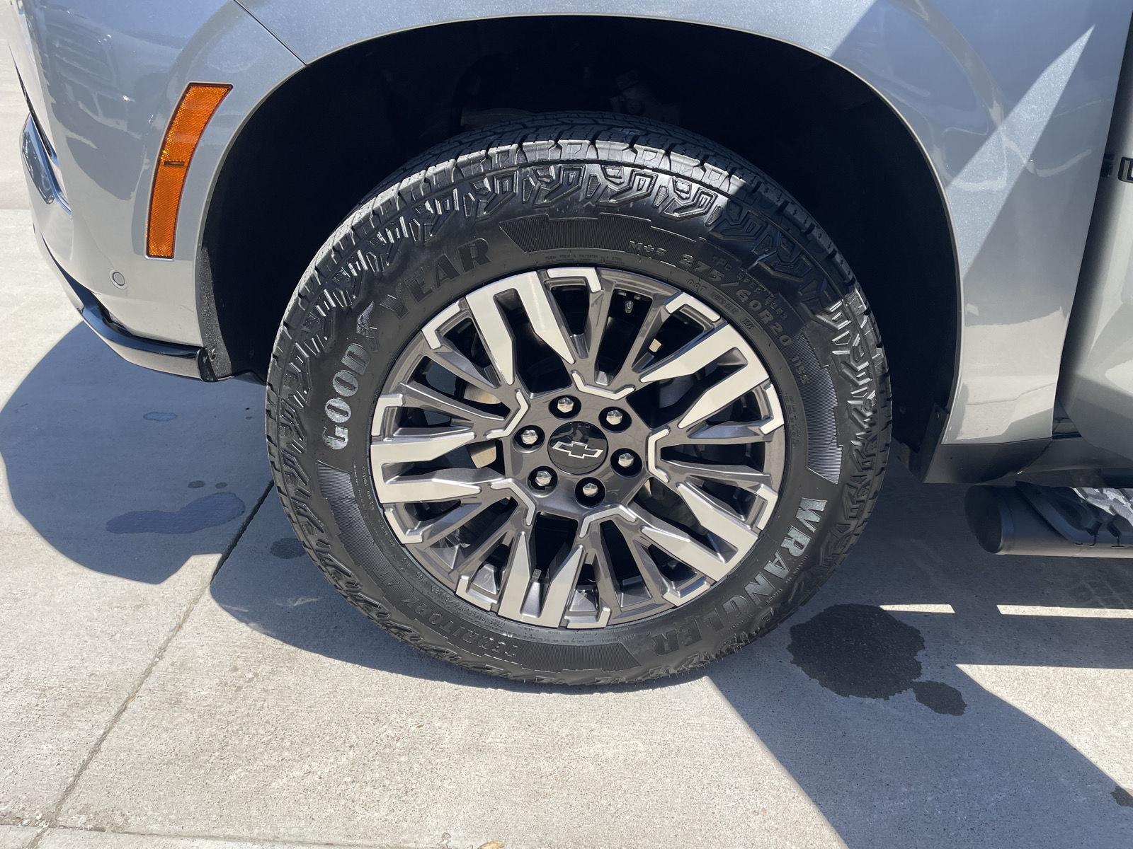 Used 2025 Chevrolet Suburban for sale in Lincoln NE