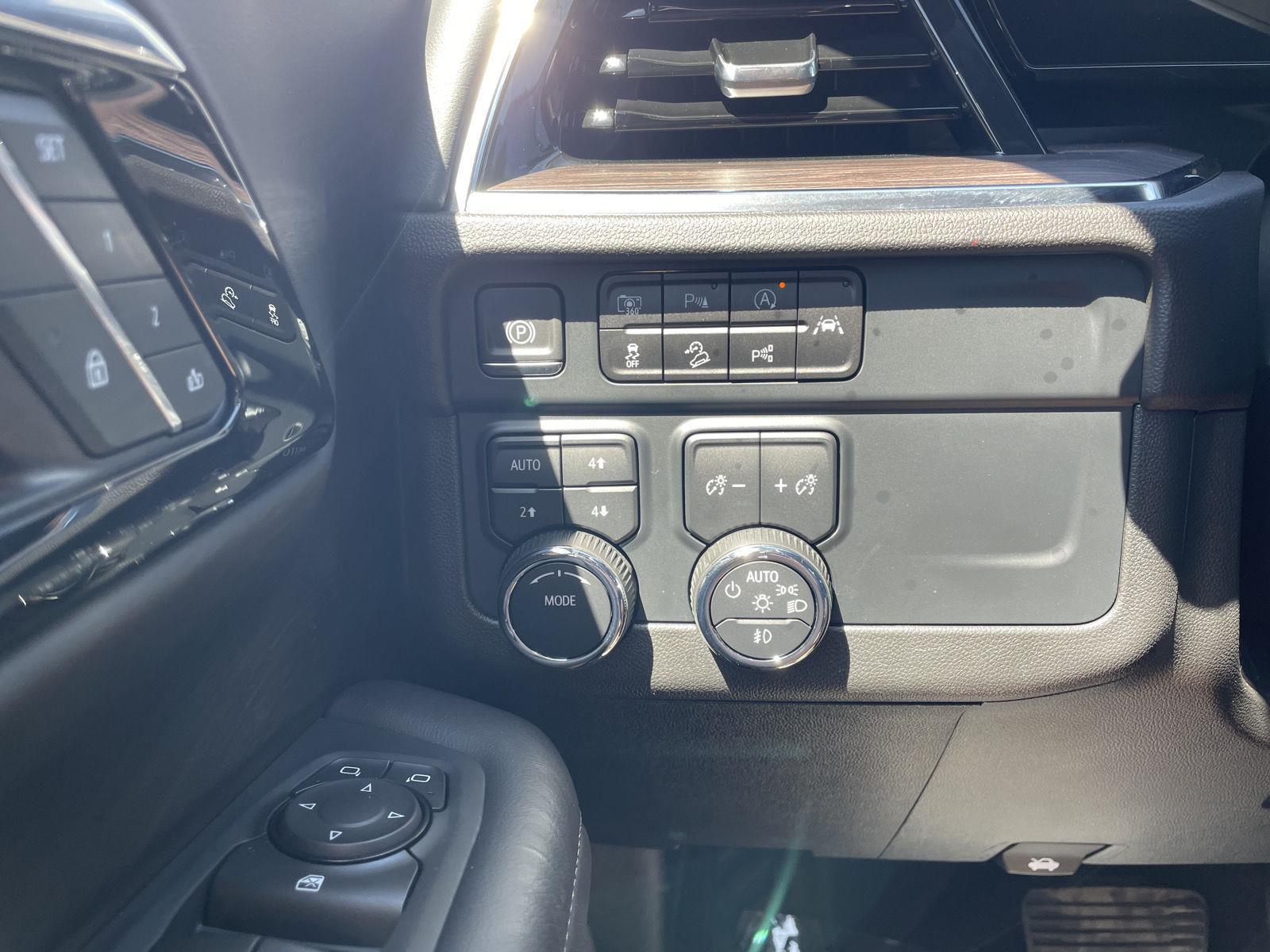 Used 2025 Chevrolet Suburban for sale in Lincoln NE