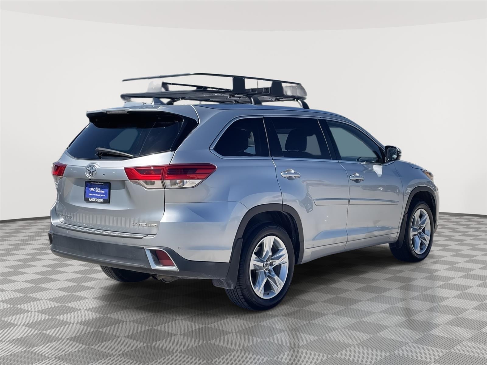 Used 2018 Toyota Highlander for sale in Lincoln NE