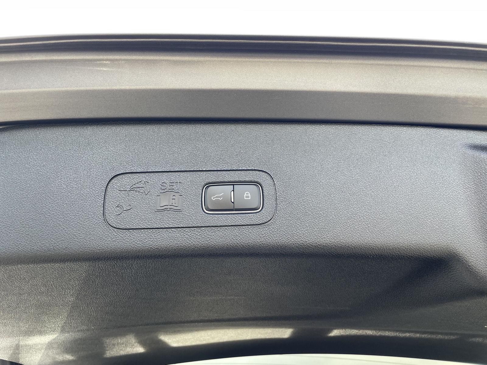 Used 2023 Lincoln Aviator for sale in Lincoln NE