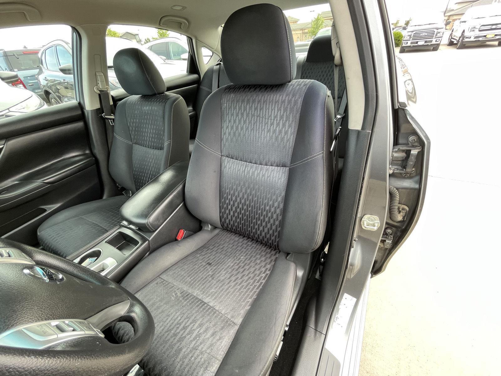 Used 2018 Nissan Altima for sale in Lincoln NE