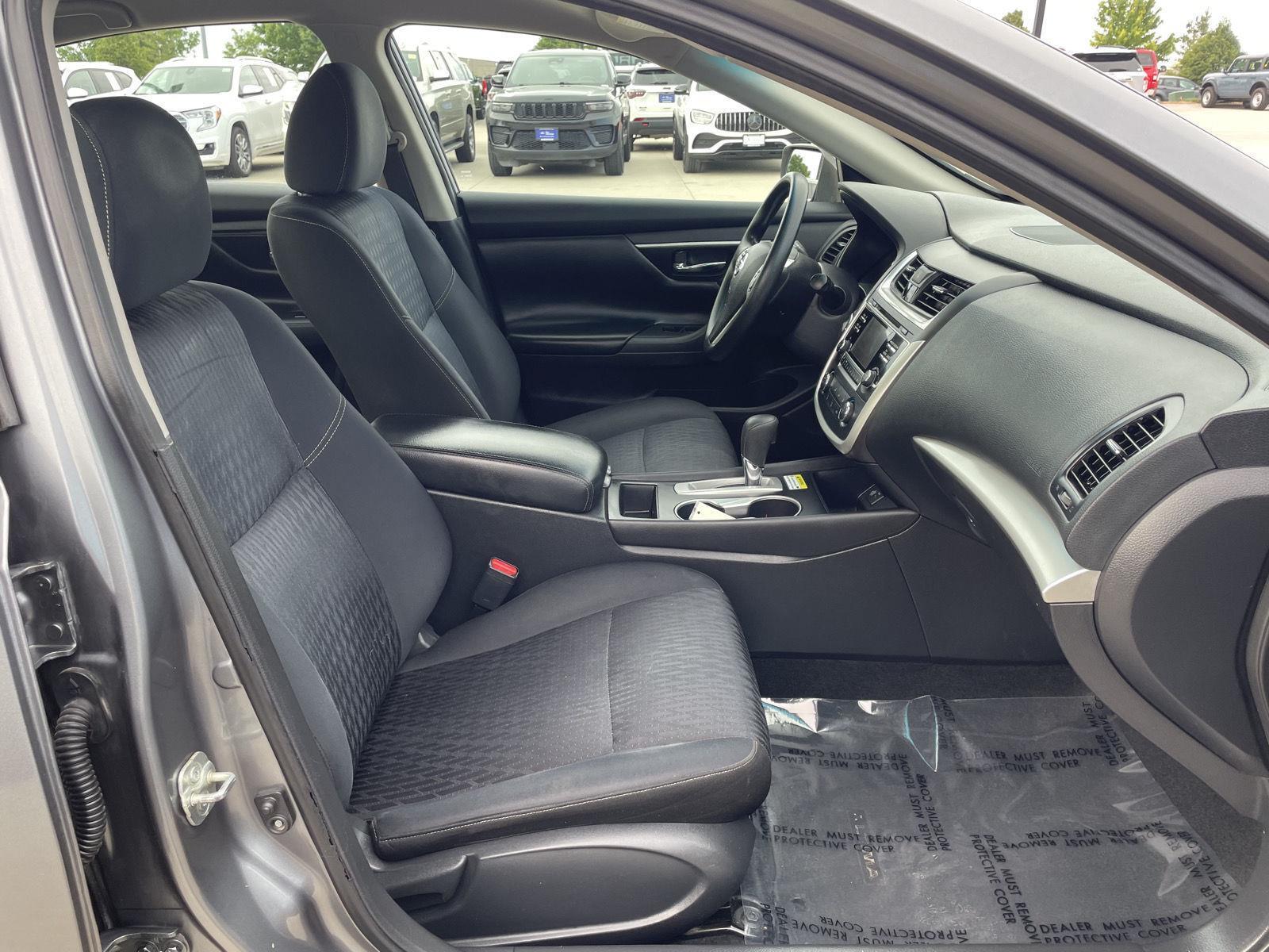 Used 2018 Nissan Altima for sale in Lincoln NE