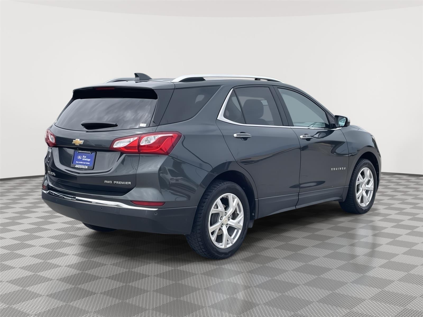 Used 2020 Chevrolet Equinox for sale in Lincoln NE