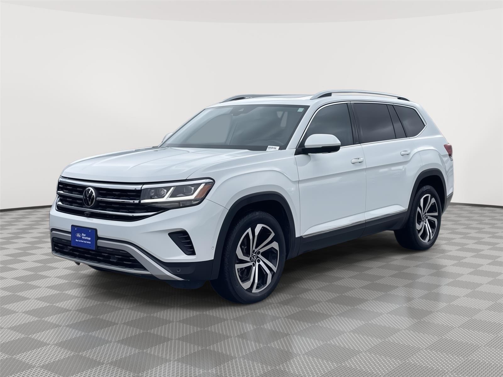 Pure White 2021 Volkswagen Atlas V6 SEL Premium 4Motion SUV / Crossover All-Wheel Drive Automatic