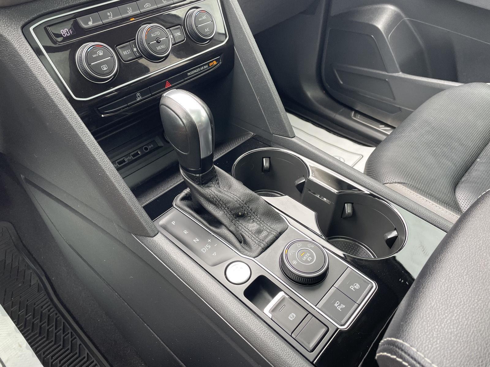 Used 2021 Volkswagen Atlas for sale in Lincoln NE